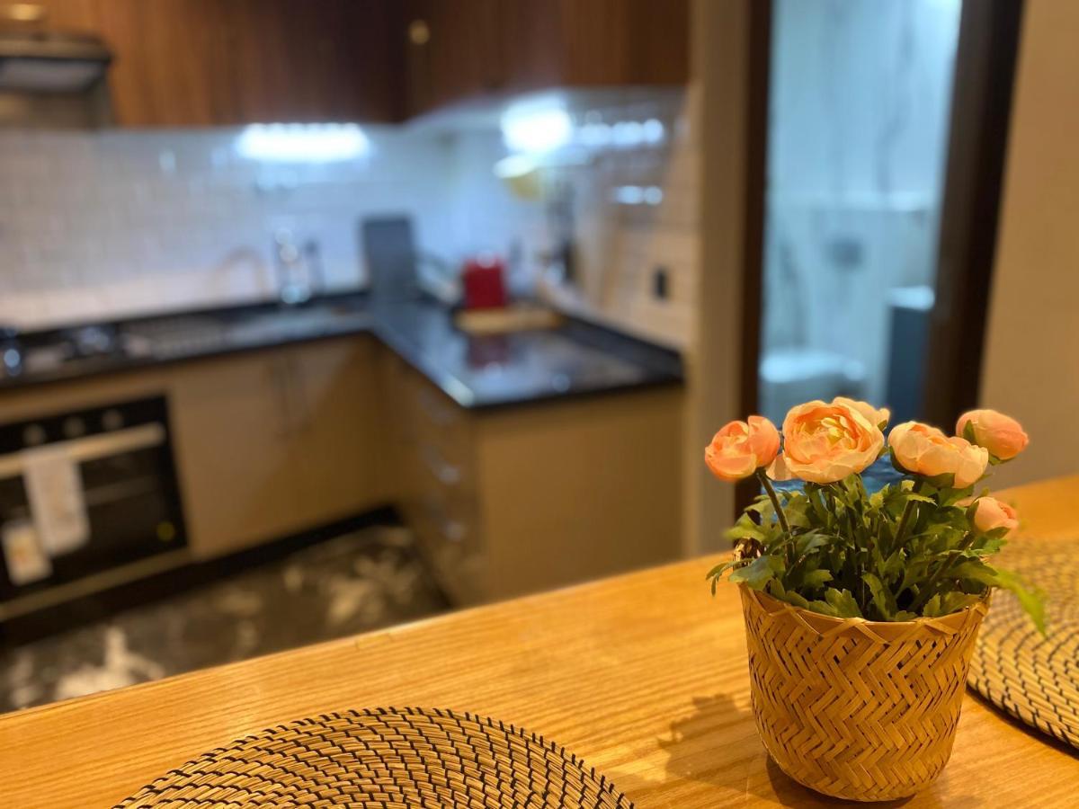 Lovely 1-bedroom Unit Near 2mars/habous Apartment *